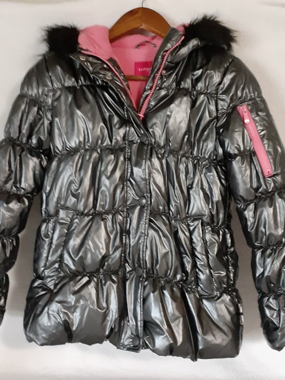 London Fog Youth L 14-16 Gray & Pink Ribbed Puffer Coat With Faux Fur Lined Hood